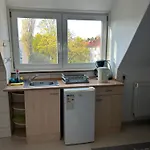 Messe-wohnung Mit Balkon Apartment *