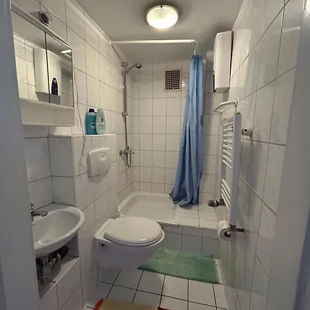 Messe-wohnung Mit Balkon Апартаменты Ганновер