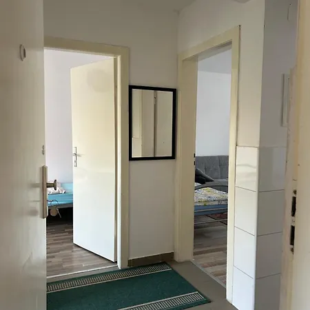 Messe-wohnung Mit Balkon Ганновер