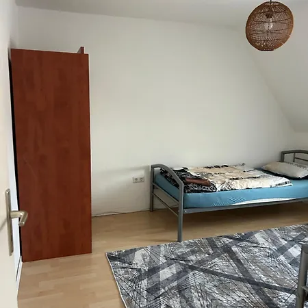 Messe-wohnung Mit Balkon