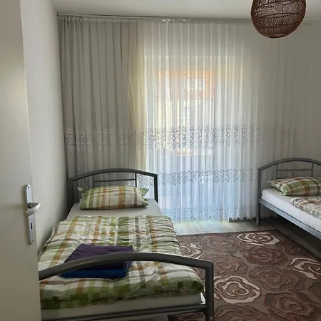Apartment Messe-wohnung Mit Balkon *